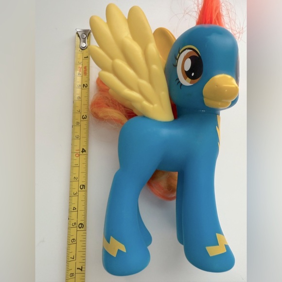 2010 My Little Pony Rainbow Spitfire - Picture 6 of 7